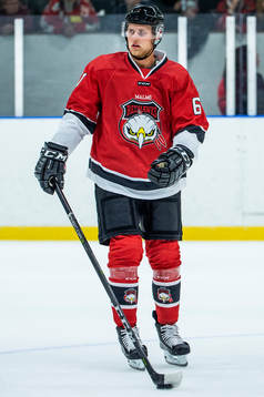 Malmö Redhawks Martin Janolhs innan träningsmatchen i