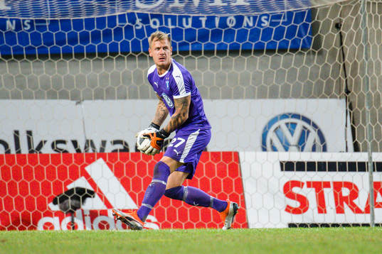 goalkeeper Johan Dahlin of Malmö FF