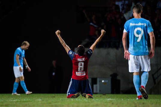 Anel Hadzic of Vidi celebrates