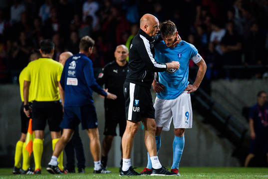 head coach Uwe Rösler and Markus Rosenberg of Malmö FF