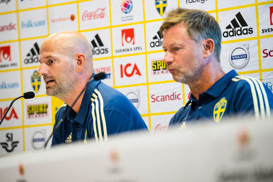Assisterande förbundskapten Magnus Wikman och