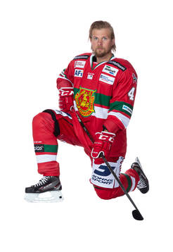 Moras Viktor Amner poserar för ett porträtt