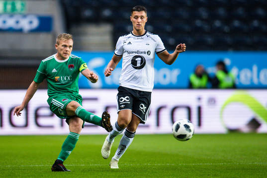 Conor McCormack of Cork City and Jonathan Levi of Rosenborg