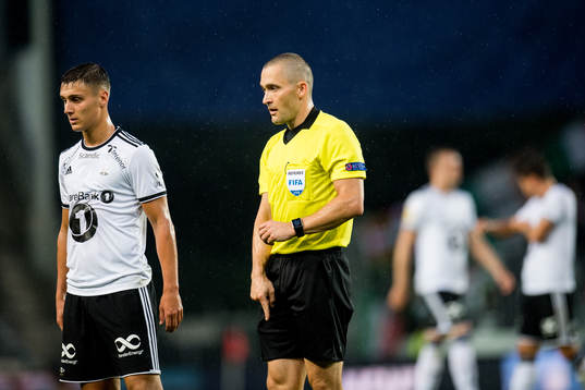 Mads-Kristoffer Kristoffersen, referee, in the Europa