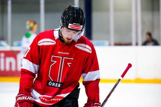 Örebros Marcus Björk deppar
