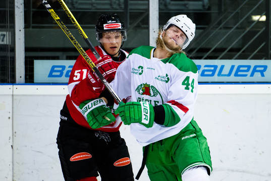 Rögles Olle Liss och Örebros Kristian Näkyvä