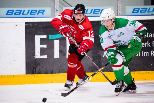 Örebros Glenn Gustafsson och Rögles Erik Andersson