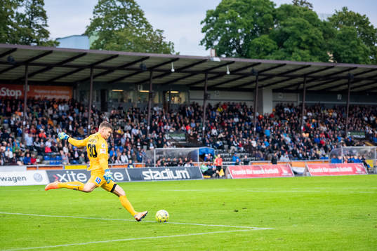 Sirius målvakt Lukas Jonsson
