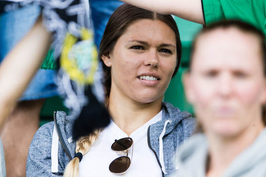 Hammarbys nyförvärv Lauren Kaskie på läktaren