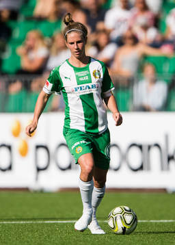 Hammarbys Elise Kellond-Knight med bollen