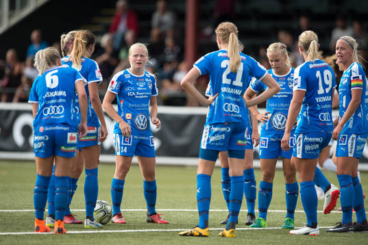 Kalmars spelare har krismöte och deppar