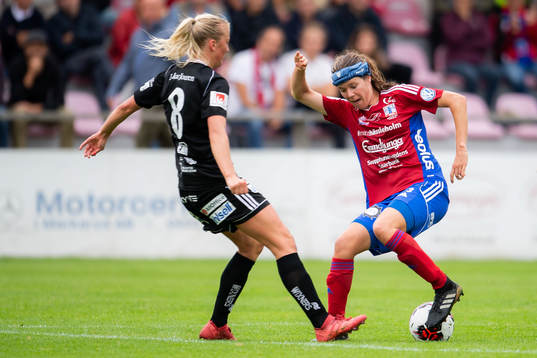 Vittsjös Sofie Junge Pedersen och Piteås Julia Karlenäs