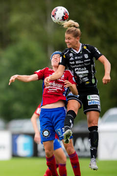 Piteås Nina Jakobsson i nickduell mot Vittsjös Sofie