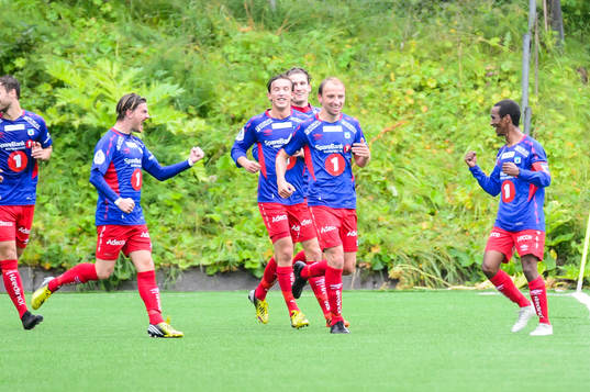 Tromsdalen celebrating the 1-0 by Mohammed Ahamed of