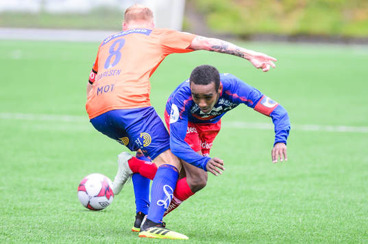 Mohammed Ahamed of Tromsdalen and Fredrik Carlsen of