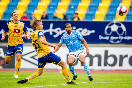 Erixon Danso of Sandnes Ulf scores 0-1