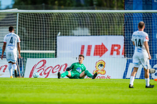 Andreas Christopher Linde of Molde looks dejected