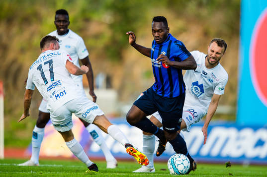 Bi Sylvestre Franck Fortune Boli of Stabæk and Magnus