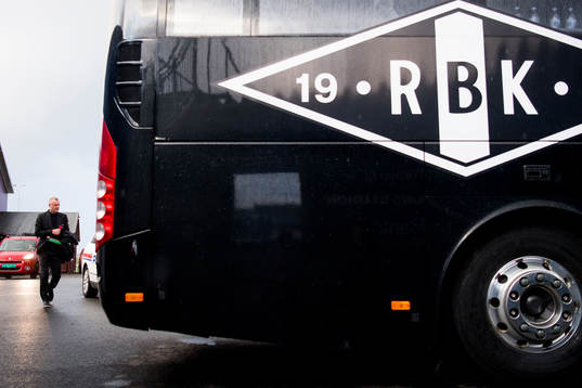 Rini Coolen, head coach of Rosenborg, leaves the arena