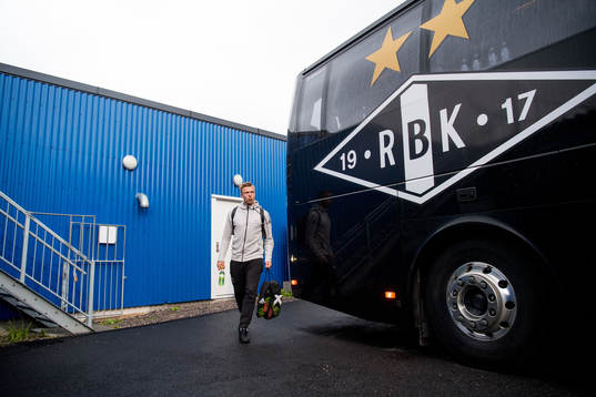 Alexander Søderlund of Rosenborg leaves the arena