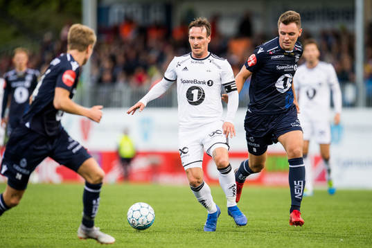 Mike Jensen of Rosenborg and Andreas Eines Hopmark of