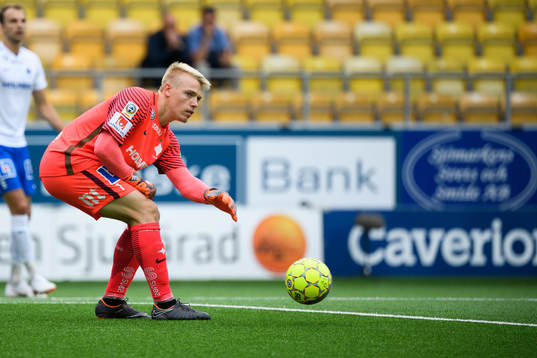 Norrköpings målvakt Isak Pettersson