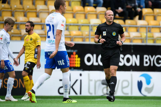 Domare Patrik Eriksson