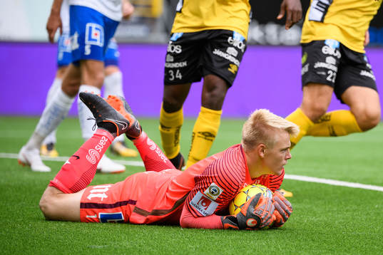 Norrköpings målvakt Isak Pettersson