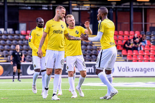 s Sebastian Larsson