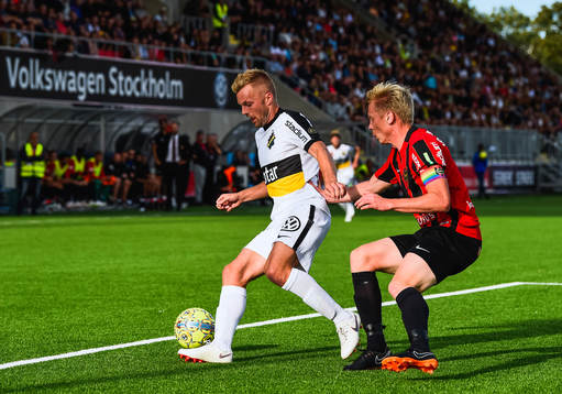 s Sebastian Larsson och Brommapojkarnas Gustav Sandberg