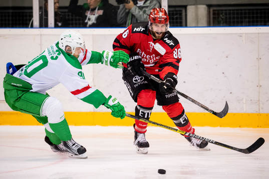 Rögles Ted Brithén jagar Kölns Ben Hanowski