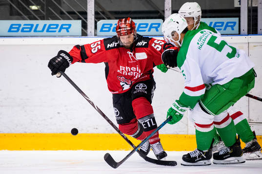 Rögles Alen Bibic och Kölns Felix Schutz