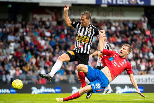 Landskronas Philip Andersson och Helsingborgs Andri Runar