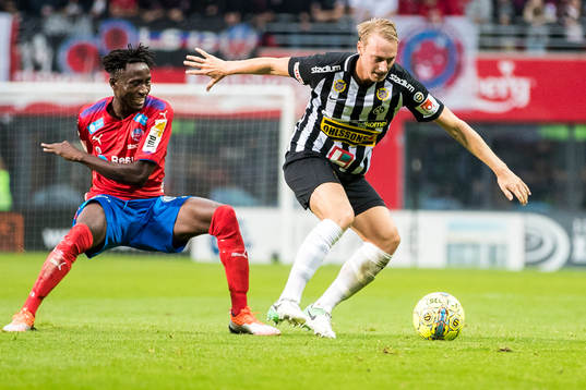 Helsingborgs Mamudu Moro och Landskronas Måns Ekvall