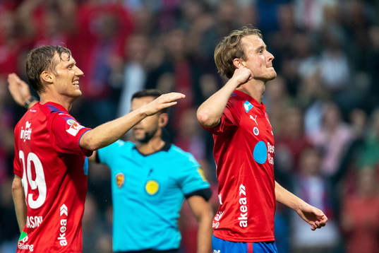 Helsingborgs Andri Runar Bjarnason och +6h9+jublar