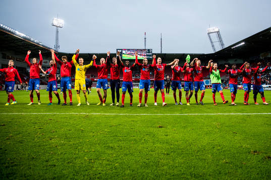 Bläddra bland fler bilder av Fotboll, Superettan, Helsingborg - Landskrona 