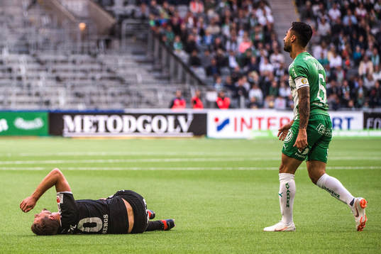 Örebros Filip Rogic har ont