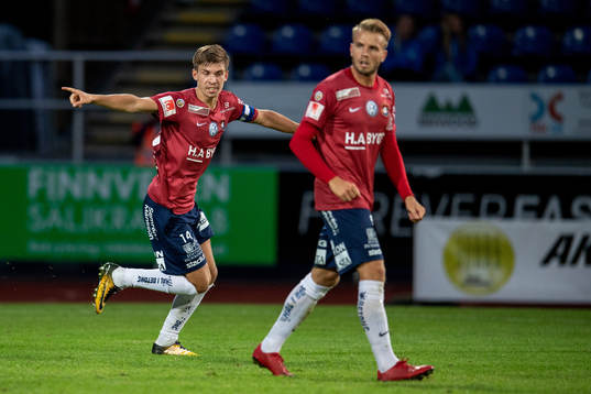 Örgrytes Daniel Paulson jublar