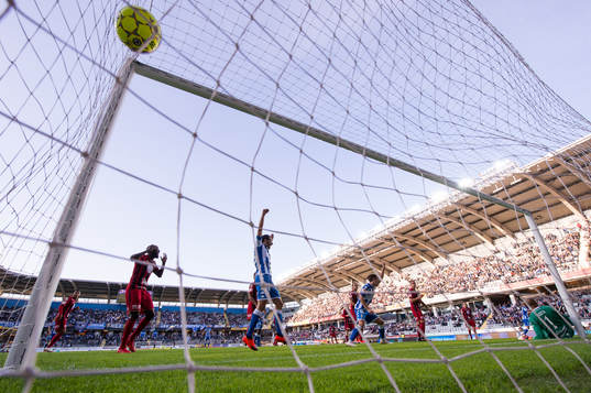 Östersunds målvakt Aly Keita släpper in 1-0 till IFK