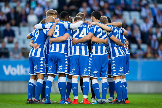 IFK Göteborg samlade innan fotbollsmatchen i allsvenskan