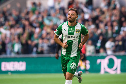 Hammarbys Muamer Tankovic jublar
