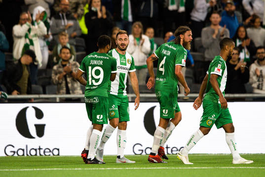 Hammarbys Muamer Tankovic jublar