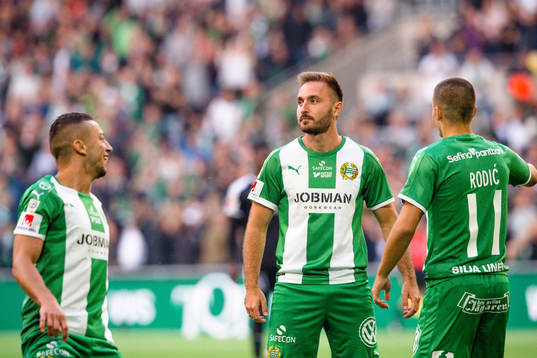 Hammarbys Muamer Tankovic jublar