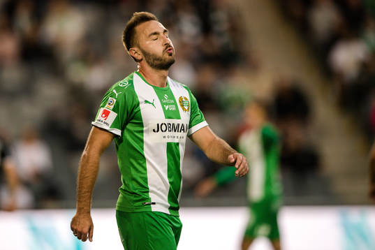 Hammarbys Muamer Tankovic reagerar