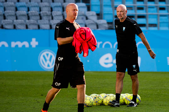 Assistant coach Olof Persson and head coach Uwe Rösler of