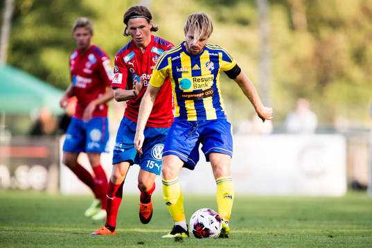 Helsingborgs Max Svensson och Eskilsminnes Mathias Unkuri