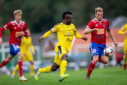 Halmstads Thomas Boakye och Sävedalens Rasmus Tengfjord