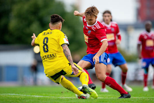 Sävedalens Wilmer Melander och Halmstads Pontus Silfwer