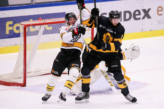 Bläddra bland fler bilder av Ishockey, Träningsmatch, Skellefteå - Luleå