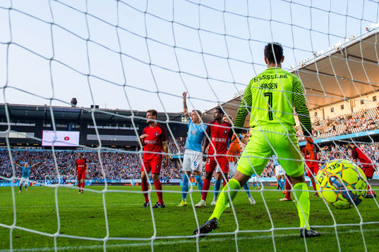 Sören Rieks of Malmö FF celebrates the 2-0 goal by Marcus